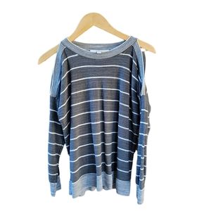 🎉 5 for $25 - Ann Taylor LOFT cold shoulder